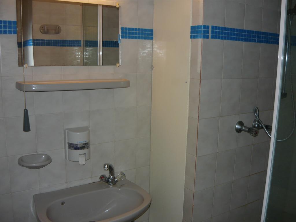 Hotel Kenese Балатонкенесе Екстериор снимка