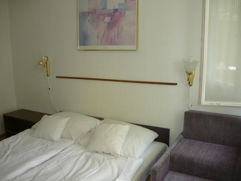Hotel Kenese Балатонкенесе Стая снимка